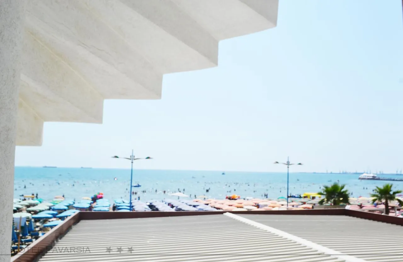 Pavarsia Beach Hotel Дуррес